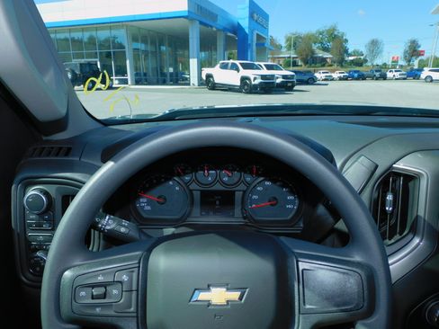 New 2026 Chevrolet Silverado 1500 Custom image 2