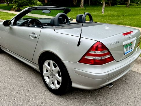 Used 2003 Mercedes-Benz SLK 230 image 8