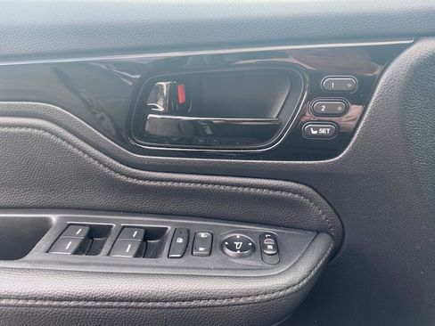 Used 2024 Honda Odyssey Touring image 13