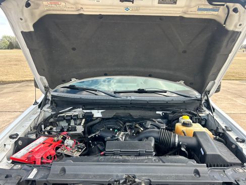 Used 2014 Ford F150 image 25