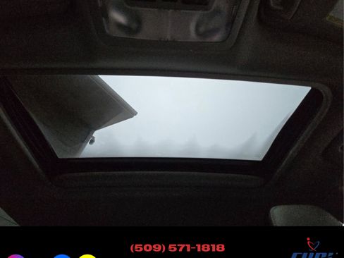 Used 2016 Toyota Camry XSE image 22