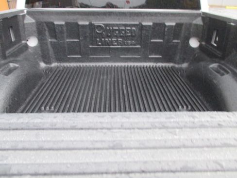 Used 2017 Ford F150 4x4 SuperCrew image 16