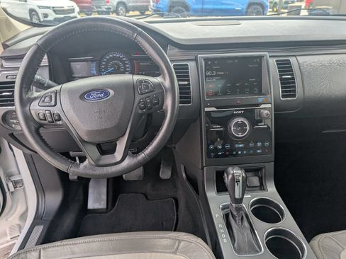 Used 2019 Ford Flex AWD Limited image 10