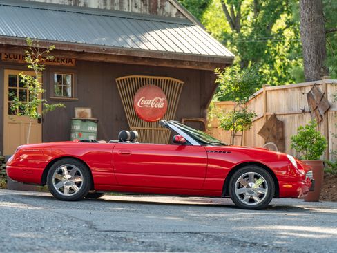 Used 2002 Ford Thunderbird UNAVAIL RWD image 7