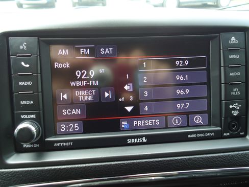 Used 2019 Dodge Grand Caravan SXT FWD image 14