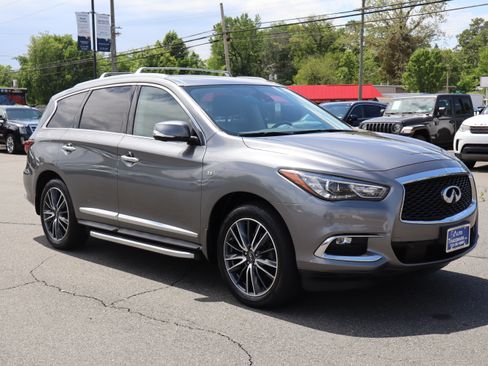 Used 2018 INFINITI QX60 w/ Premium Plus & Theater Pkgs AWD/4WD image 10