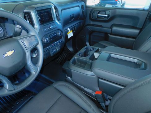 New 2026 Chevrolet Silverado 1500 W/T image 26