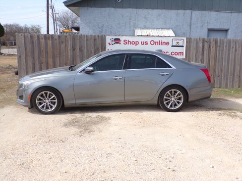 Used 2019 Cadillac CTS Luxury image 2