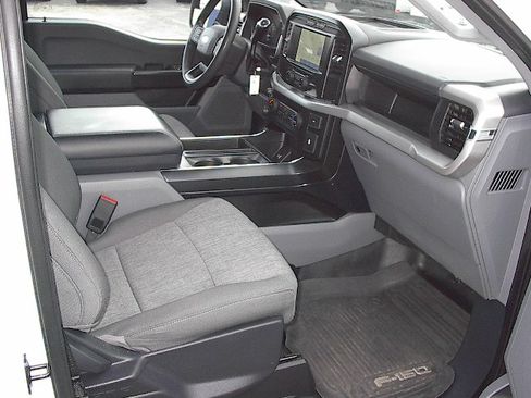 Used 2022 Ford F150 XL image 10