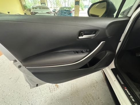 Used 2025 Toyota Corolla SE image 13