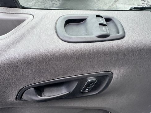 Used 2024 Ford Transit 250 image 15