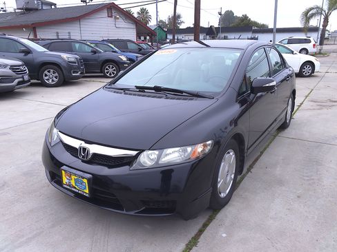 Used 2010 Honda Civic image 2