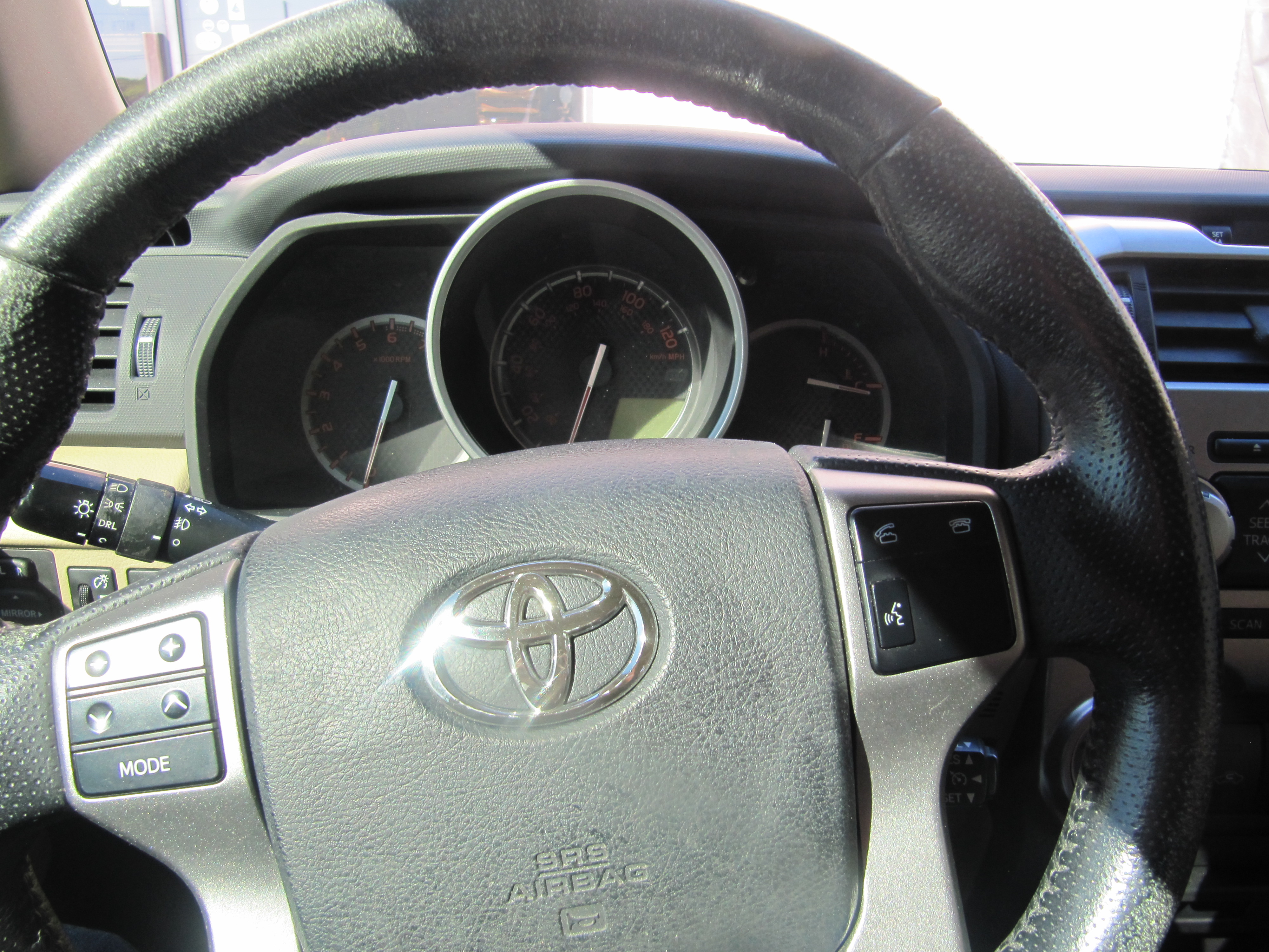 Used 2011 Toyota 4Runner 4WD image 16