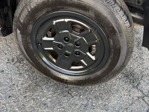 Used 2016 Jeep Patriot Sport image 20