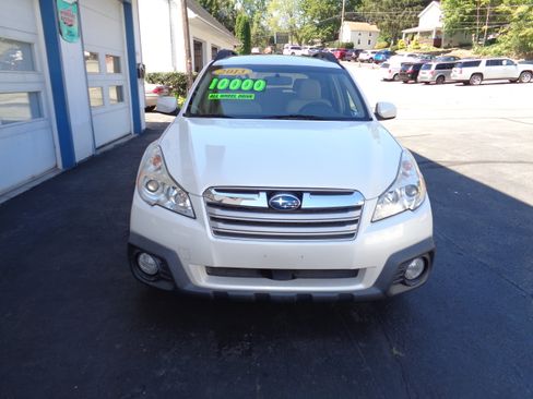 Used 2013 Subaru Outback 2.5i Premium image 6