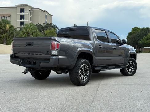 Used 2021 Toyota Tacoma TRD Sport RWD image 2