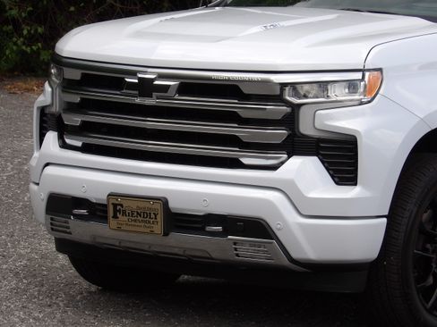 Used 2026 Chevrolet Silverado 1500 4x4 Crew Cab High Country image 11