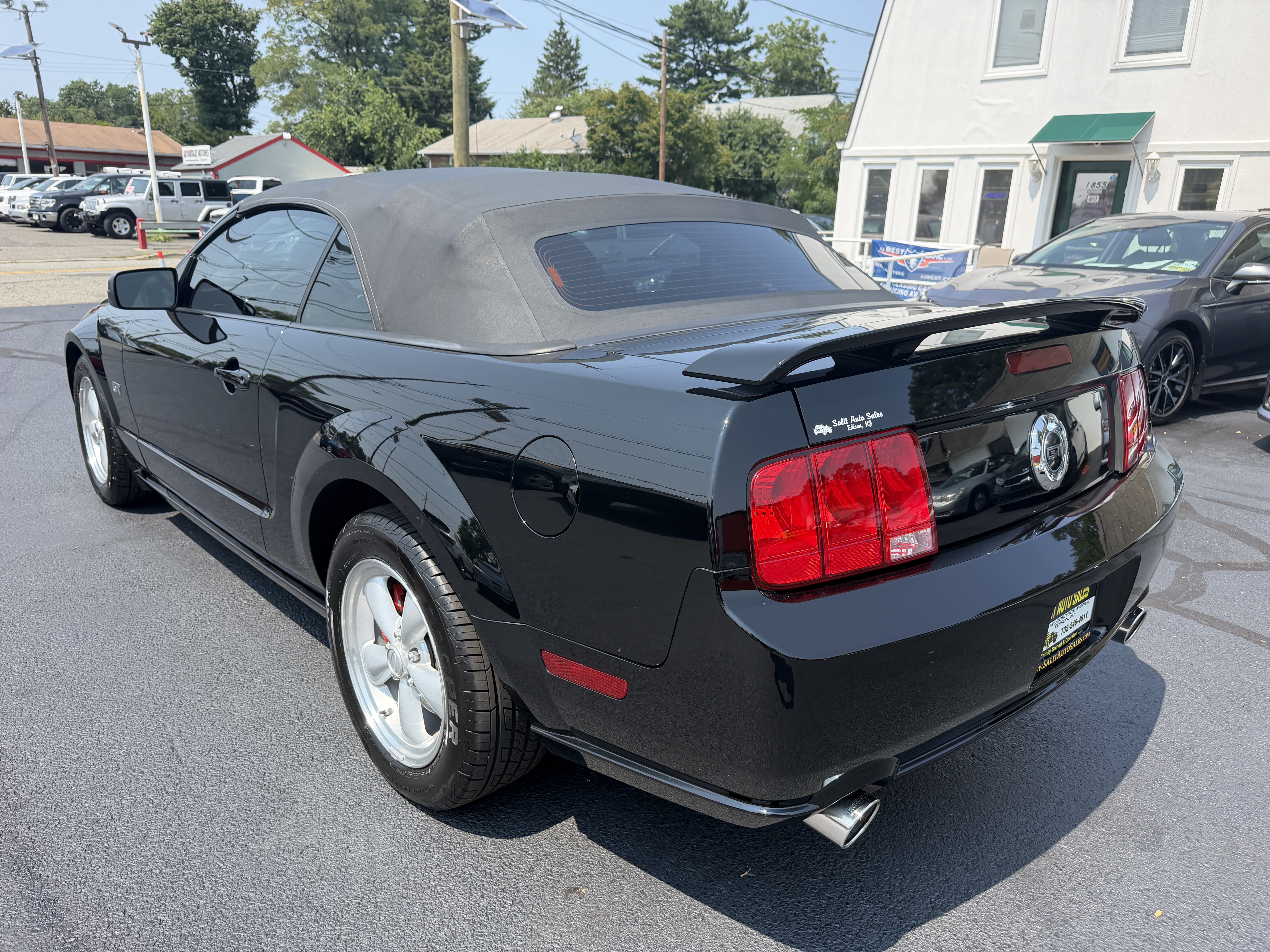 Used 2007 Ford Mustang GT Convertible RWD image 35