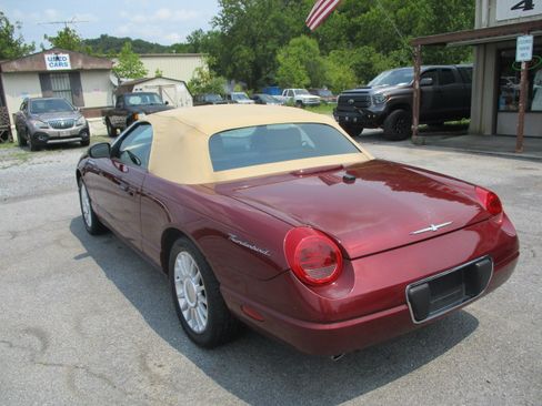 Used 2004 Ford Thunderbird Deluxe RWD image 56