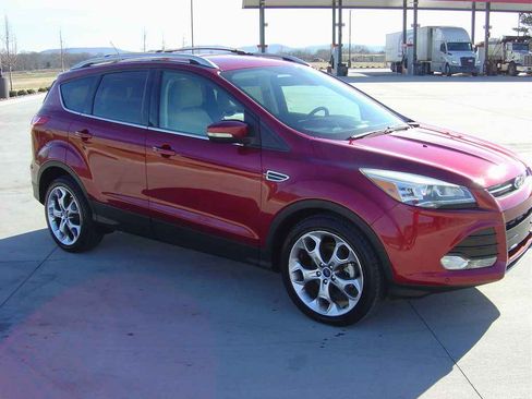 Used 2015 Ford Escape Titanium image 6