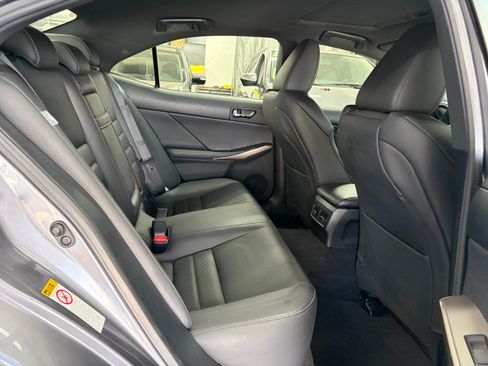 Used 2016 Lexus IS 200t F Sport RWD image 13