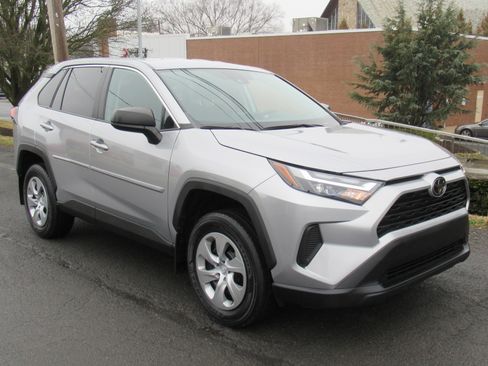 Used 2023 Toyota RAV4 LE image 2