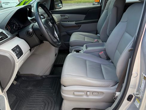 Used 2012 Honda Odyssey Touring image 5