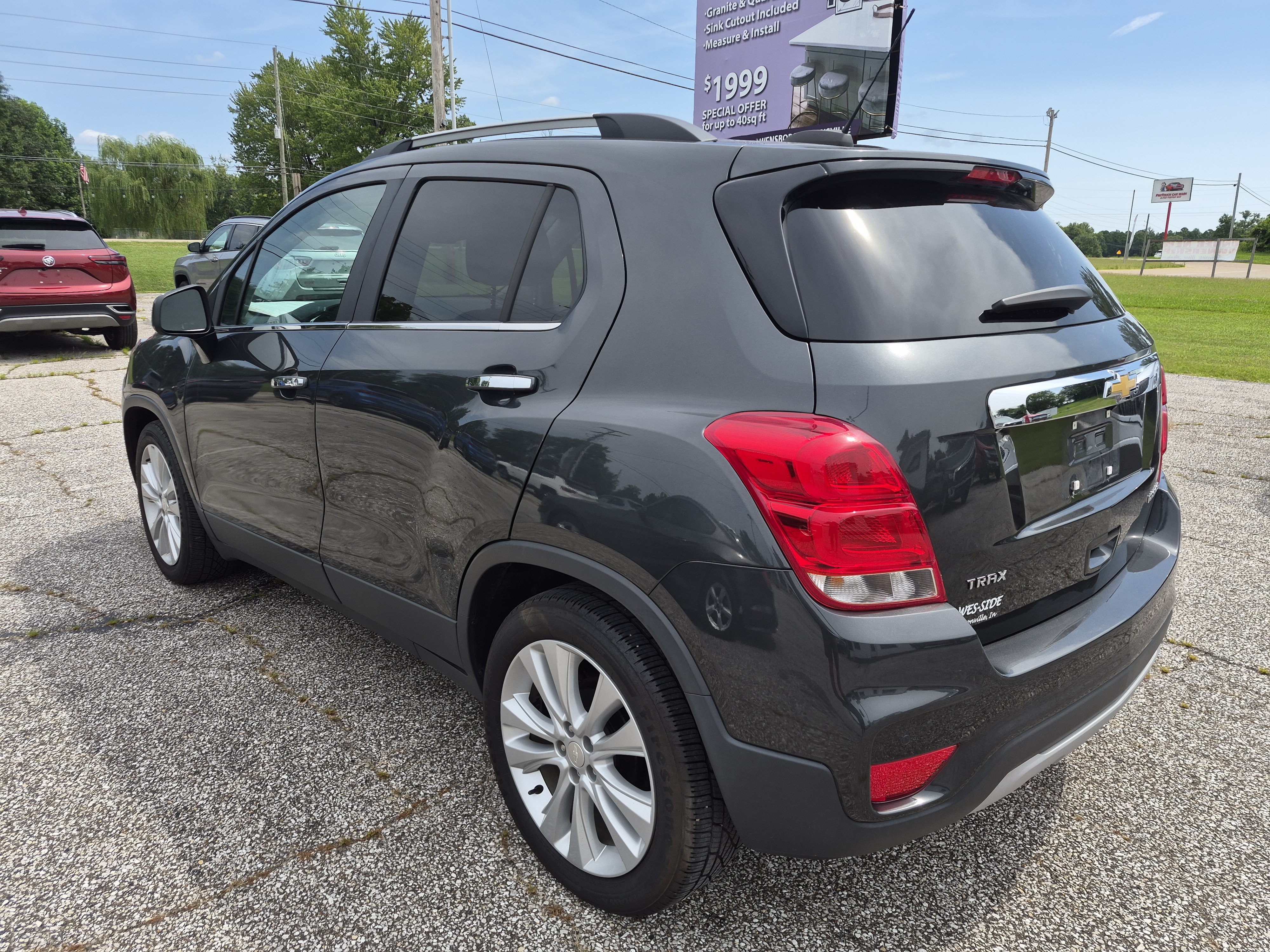 Used 2020 Chevrolet Trax FWD Premier image 5