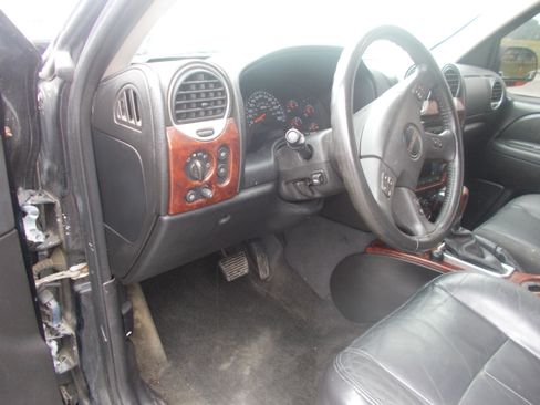 Used 2005 GMC Envoy XL 4WD image 6