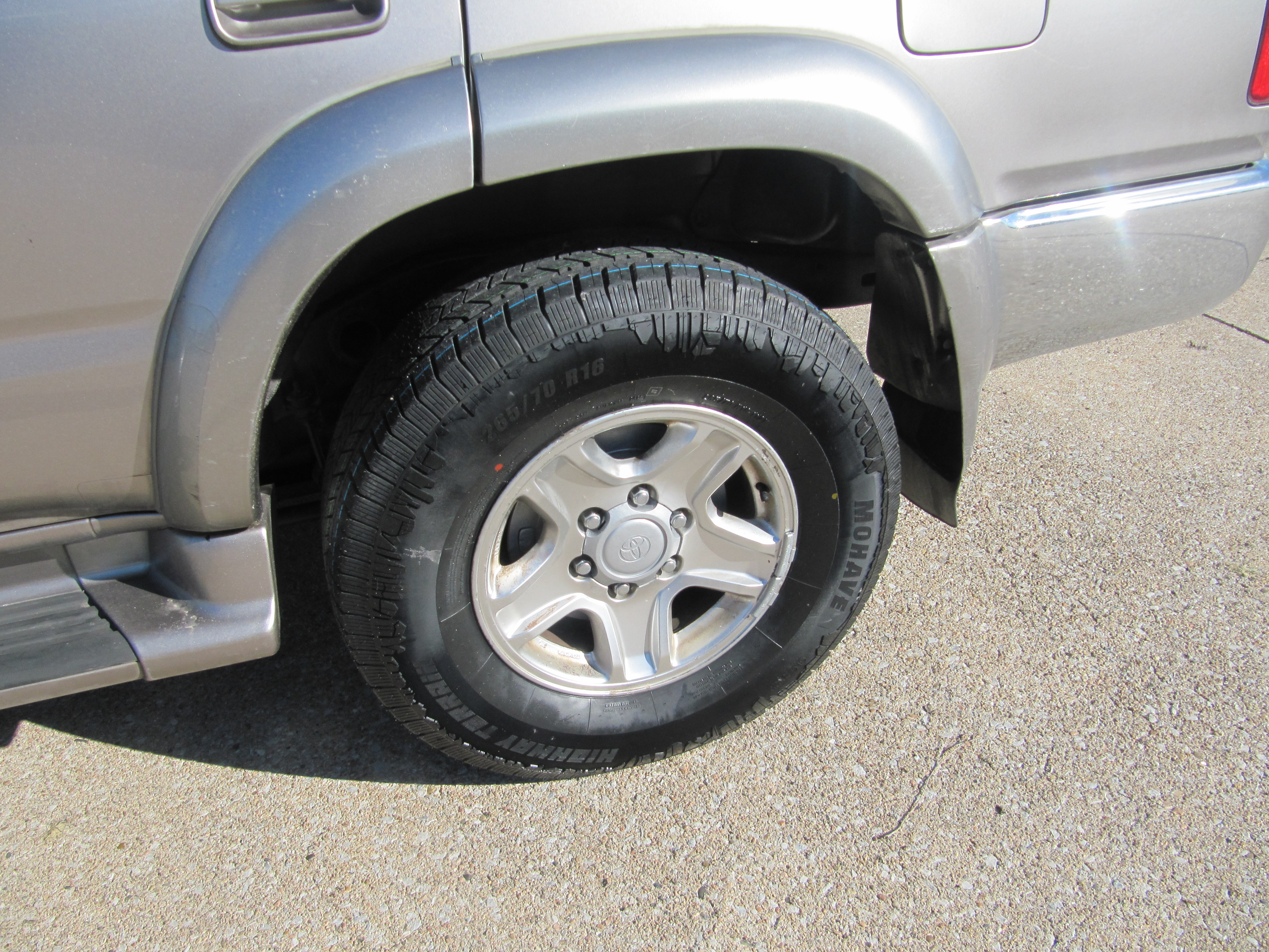 Used 2002 Toyota 4Runner 4WD SR5 image 4