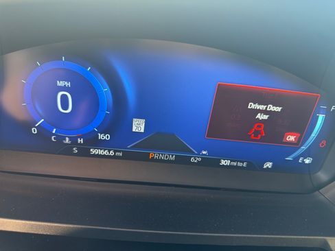 Used 2021 Ford Explorer ST image 11