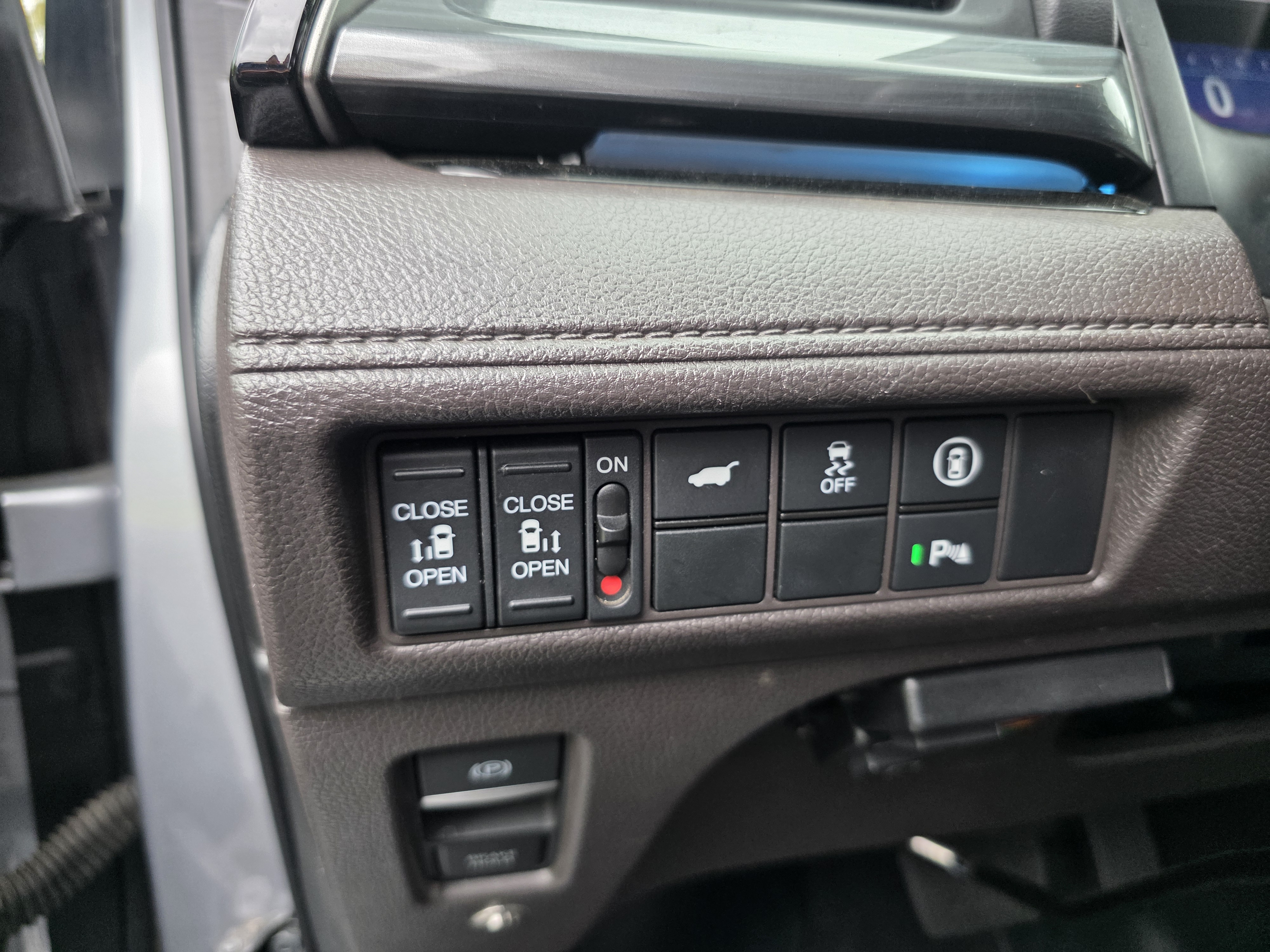 Used 2021 Honda Odyssey Elite image 26