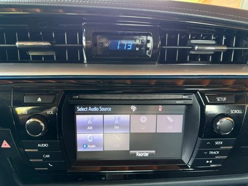 Used 2016 Toyota Corolla S Plus FWD image 11