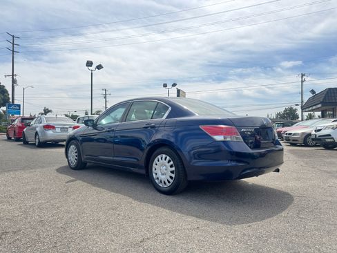 Used 2010 Honda Accord LX image 4