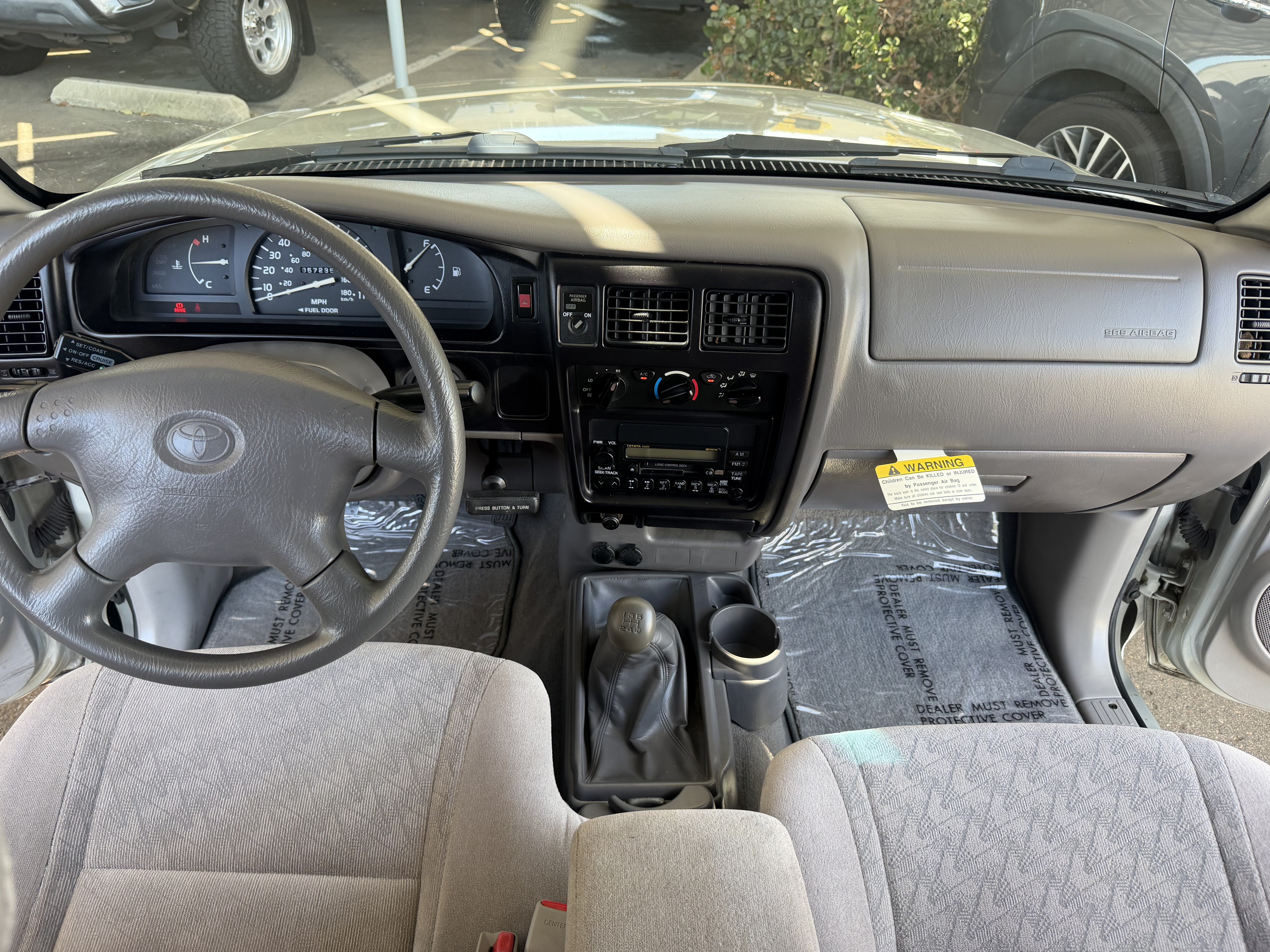 Used 2001 Toyota Tacoma 2WD Xtracab image 3