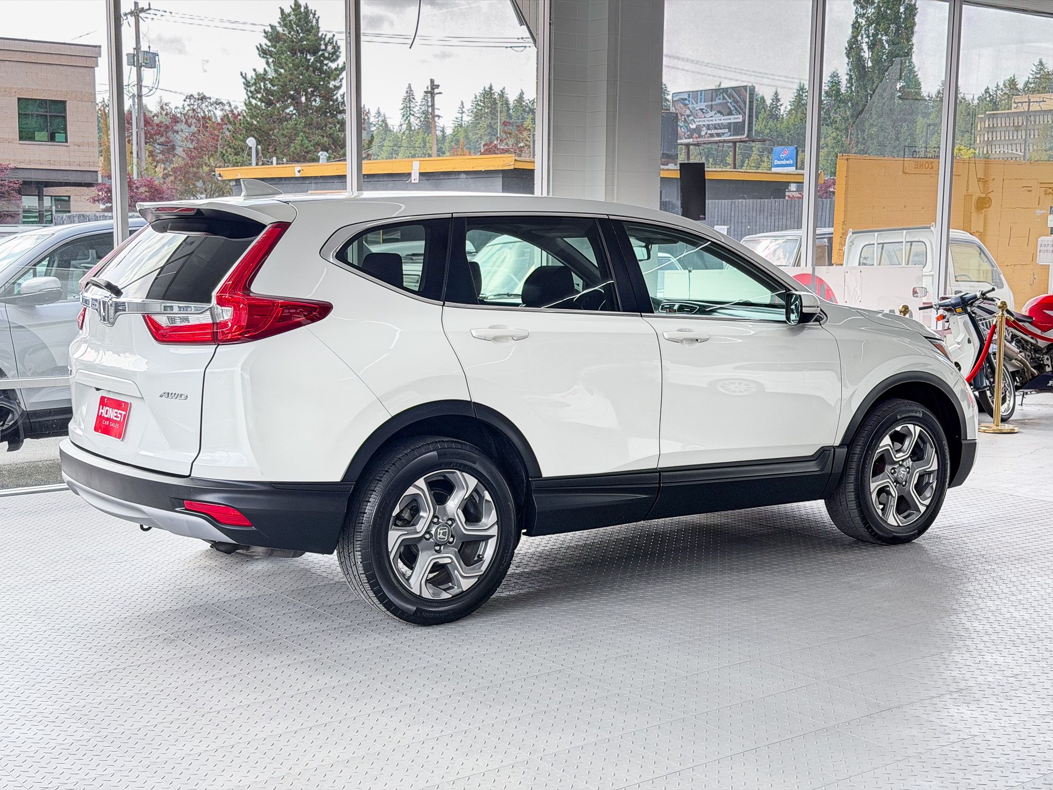 Used 2017 Honda CR-V AWD EX-L image 4