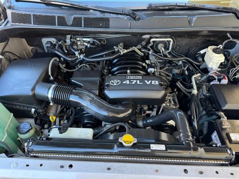 Used 2009 Toyota Sequoia SR5 image 24