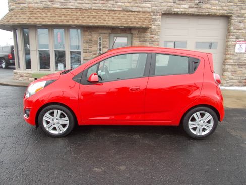 Used 2014 Chevrolet Spark LT image 8
