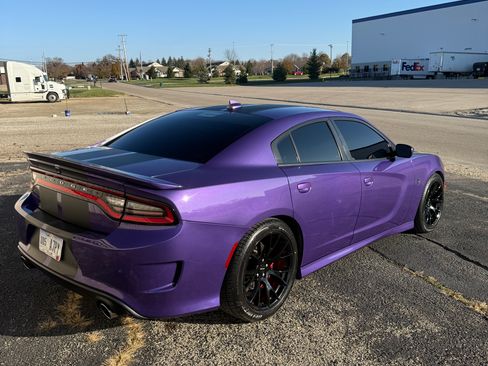 Used 2016 Dodge Charger SRT Hellcat image 3