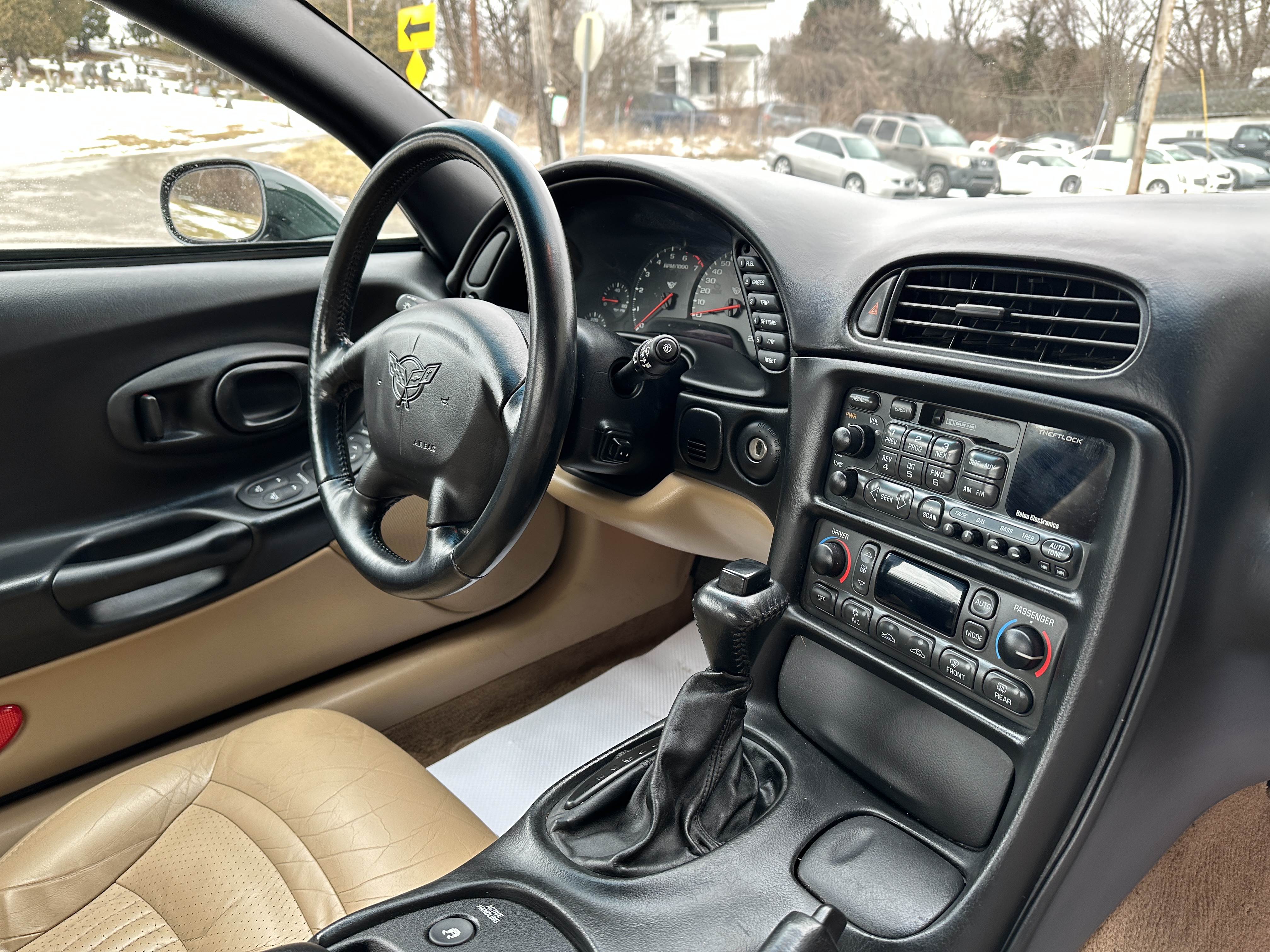 Used 2000 Chevrolet Corvette RWD image 13