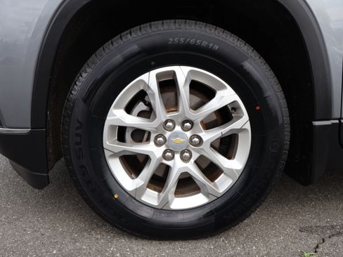 Used 2020 Chevrolet Traverse LT image 29