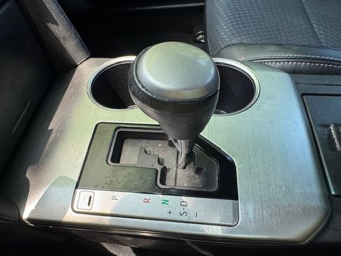 Used 2014 Toyota Camry FWD image 15