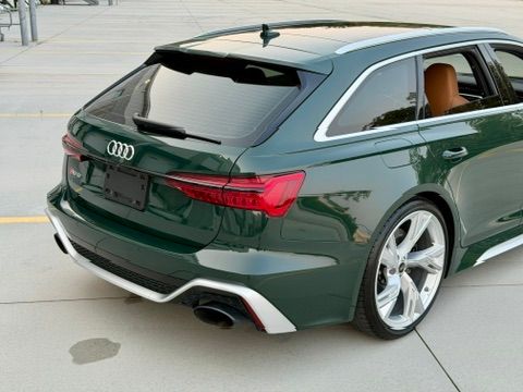 Used 2023 Audi RS 6 performance AWD/4WD image 7