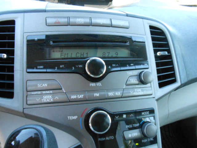 Used 2009 Toyota Venza LE FWD image 14