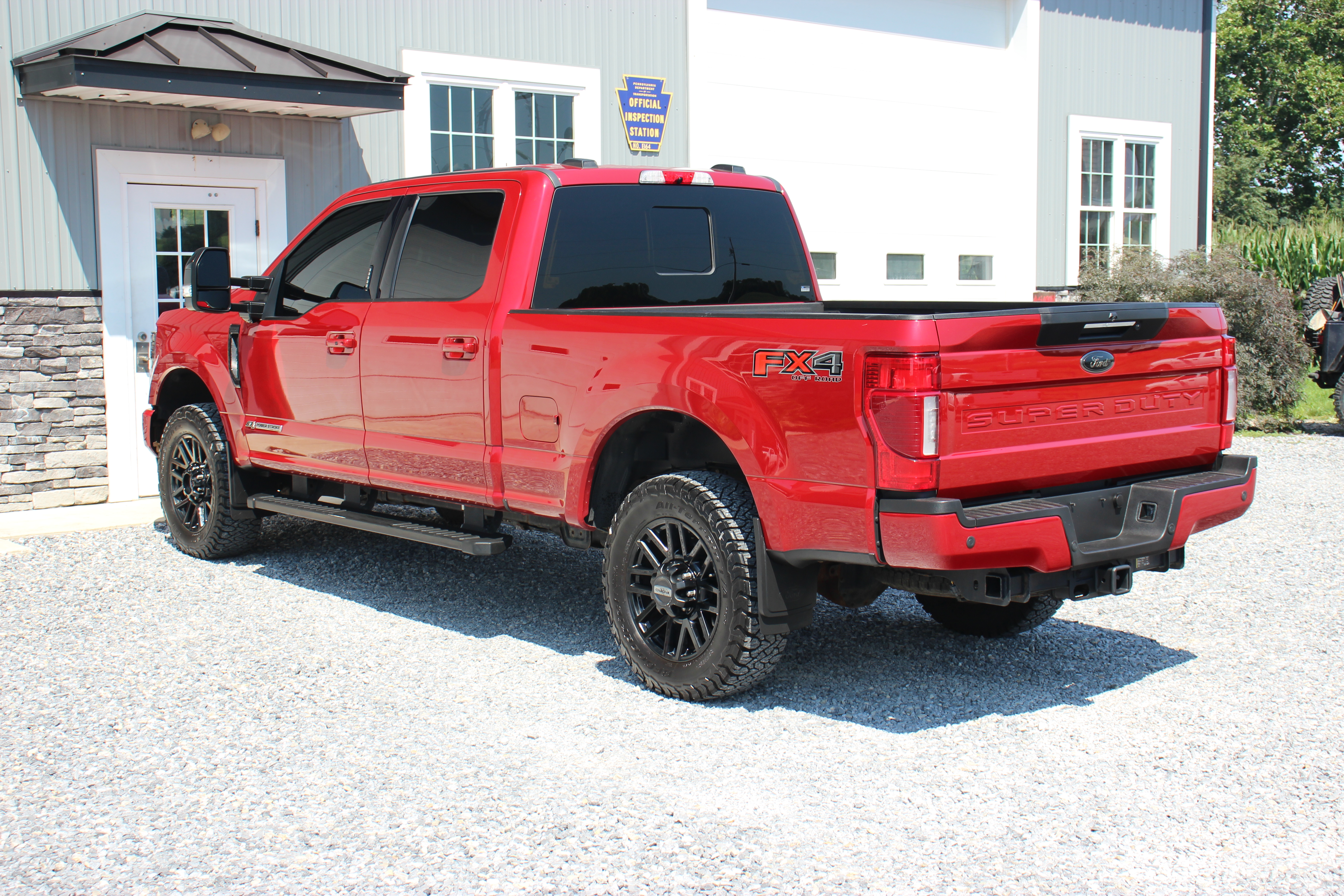 Used 2022 Ford F250 4x4 Crew Cab Super Duty image 6