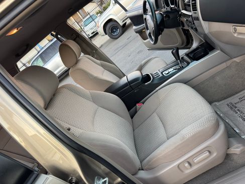 Used 2007 Toyota 4Runner SR5 image 32