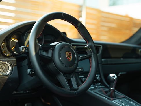 Used 2019 Porsche 911 GT3 Touring image 31