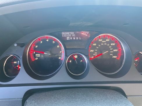 Used 2012 GMC Acadia SLE image 20