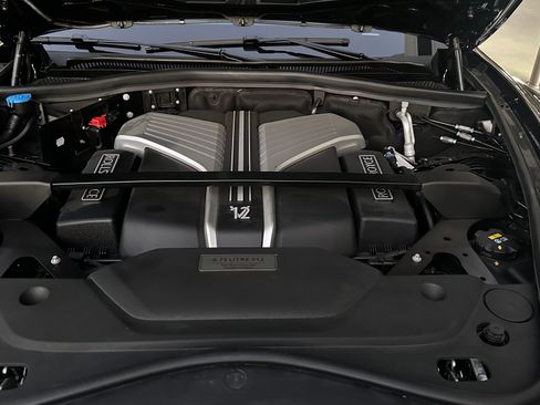 Used 2021 Rolls-Royce Phantom image 61