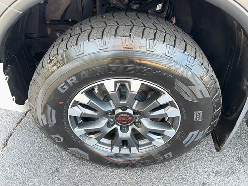 Used 2023 Nissan Titan PRO-4X image 9